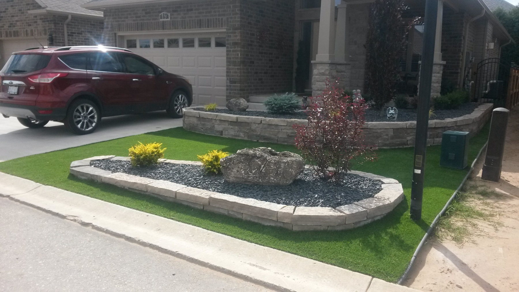 Lawns & outdoor living project photo 4
