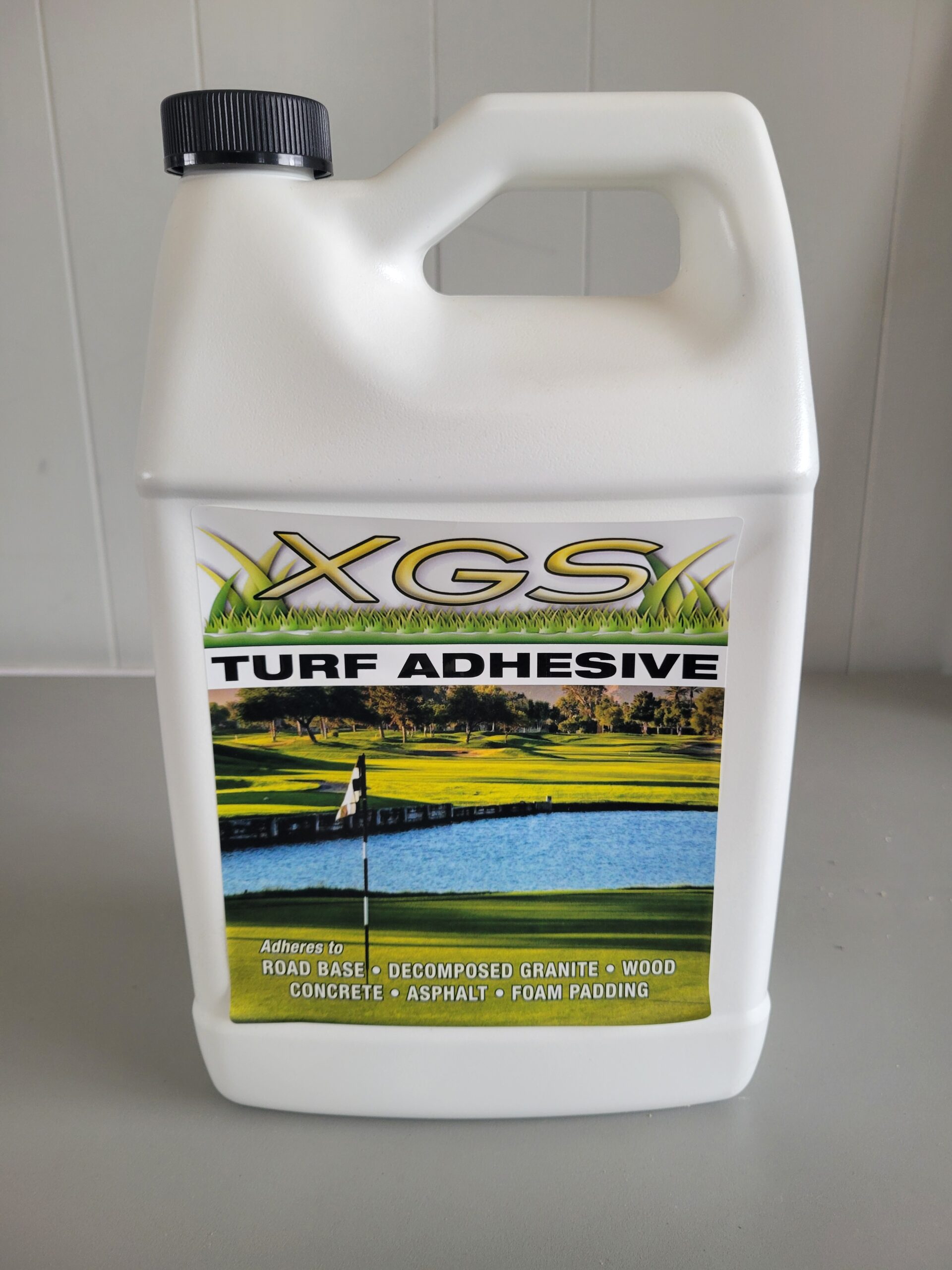 XGS Turf Adhesive (1 gallon Jug)